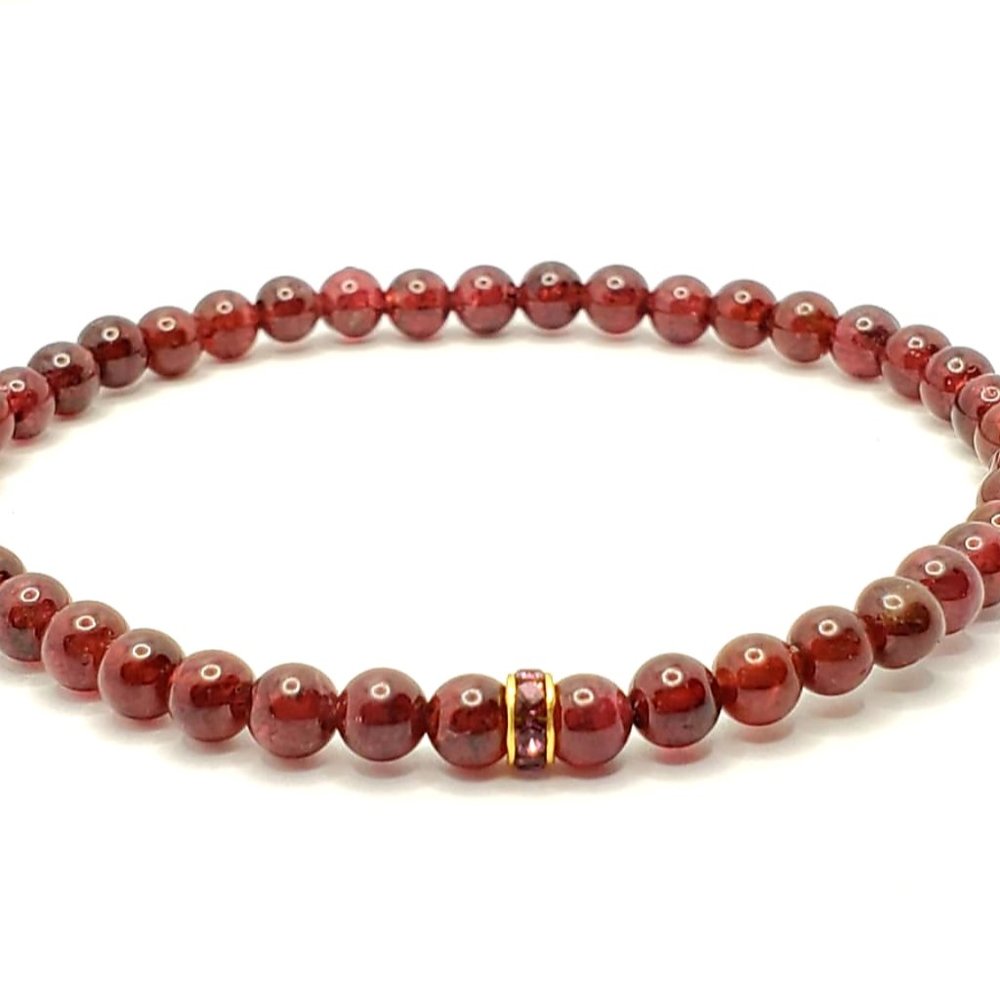 Brand New genuine Garnet 4 mm beads  bracelet